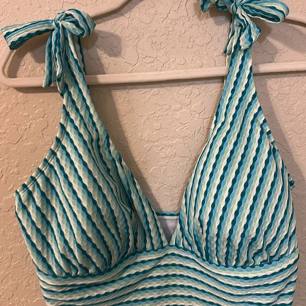 Time and true bubble stripe one piece k